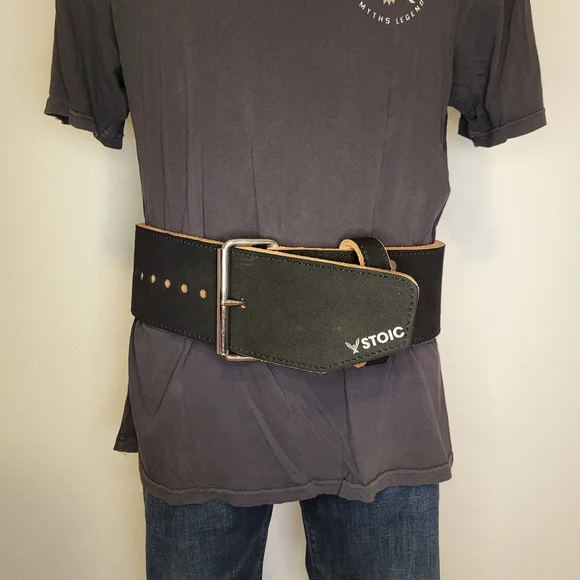 Stoic 4" Leather Powerlifting/Weight Lifting Belt size 33-42 - Picture 2 of 7